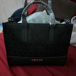 Tommy Hilfiger  Crossbody 