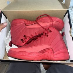 Jordan 12’s