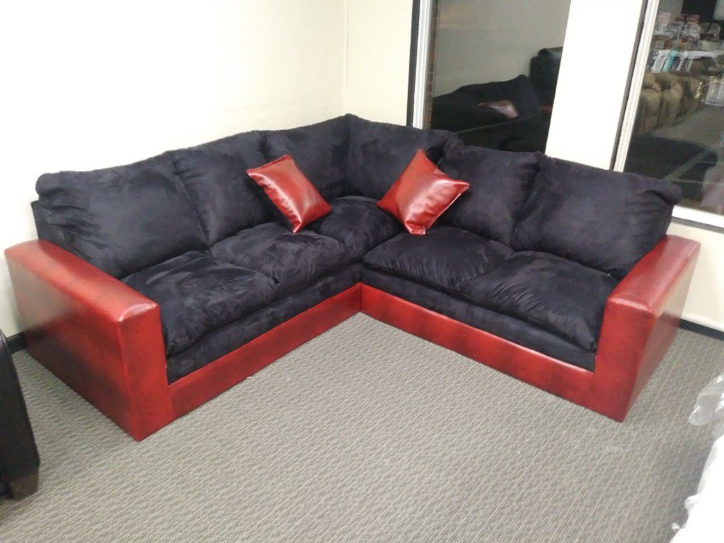 2 pc red and black sectional