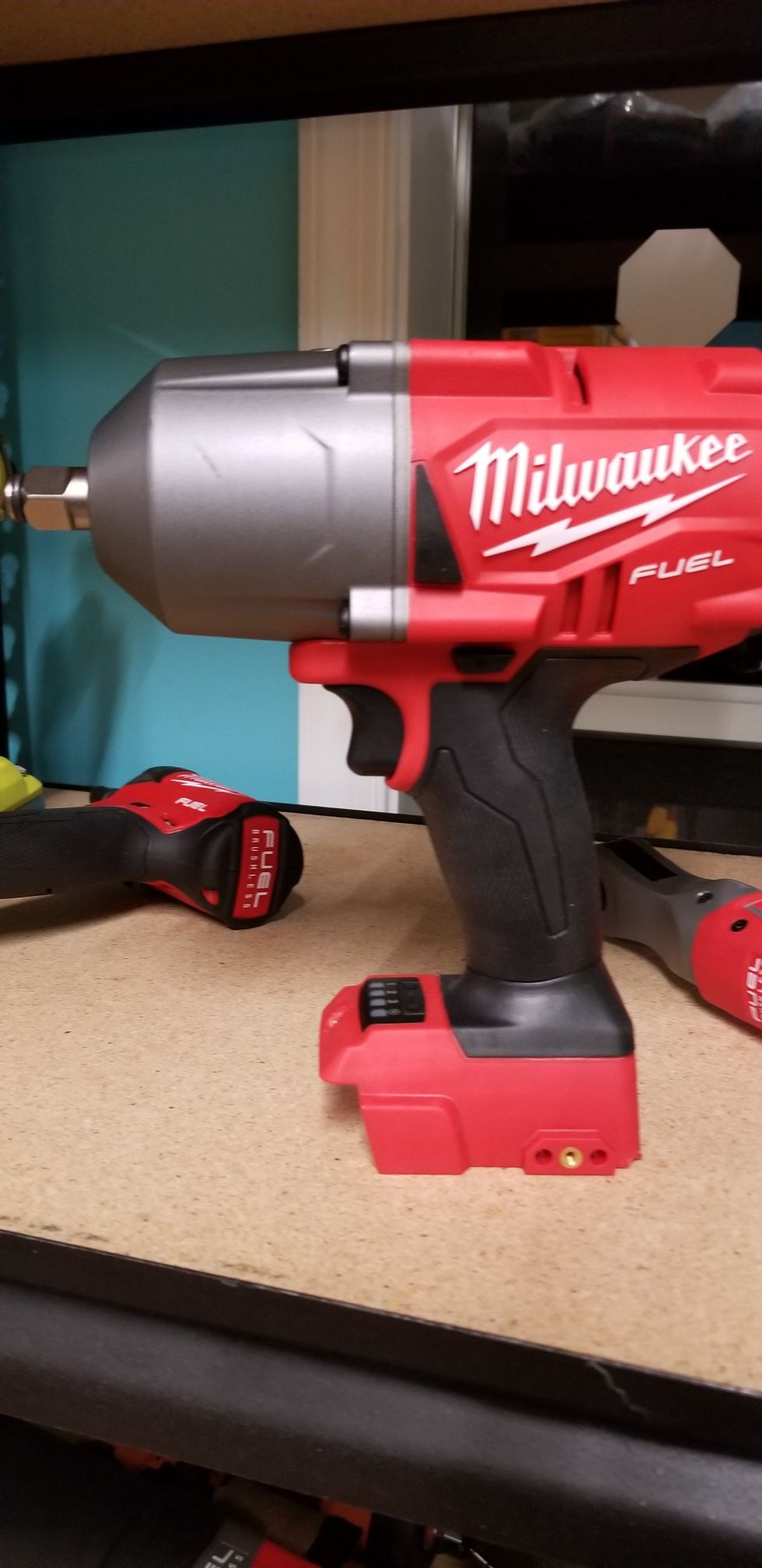 Milwaukee 2767-20 M18 FUEL18V  CORDLESS LITHIUM-ION 1/2 IN. IMPACT WRENCH WITH FRICTION Tool only no battery includes(Sample model)