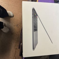 2021 MacBook Pro 13” A2289 – Excellent Condition, 277 Battery Cycles + Box