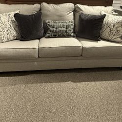 Ashley’s Furniture Sofa Antonlini  