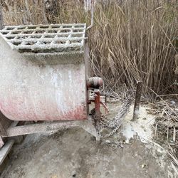 Concrete Mixer Honda Engine 