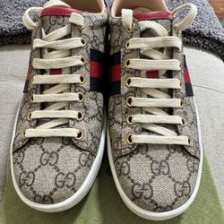 Women’s Gucci Shoes