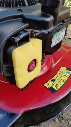 Lawn mower running full power. Already serviced 2 days ago. Reliable deal