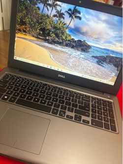 Dell Inspiron 15 5567 15.6"  Intel Core i5-7200U 8GB / 1 TB. Windows 10 Home in Miami Dolphin Mall area.