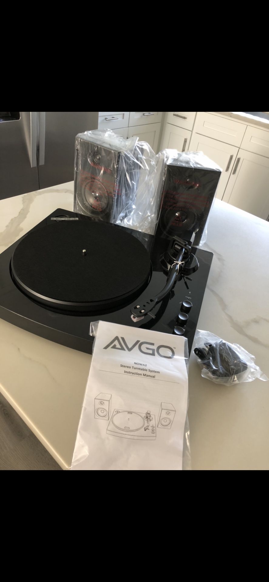 New Stereo turntable system AVGO