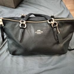 Coach Mid Size Handbag 