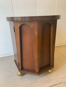 Vintage mid century End table