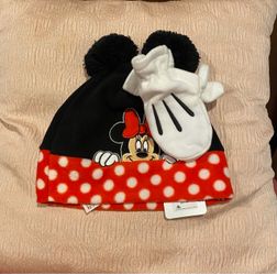 Disney Minnie Mouse Beanie and Mittens Set