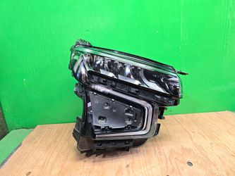 Tahoe 2021 2022 2023 2024 Headlight