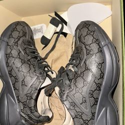 GUCCI men Sneakers 8us Size Retails/$ 890.00