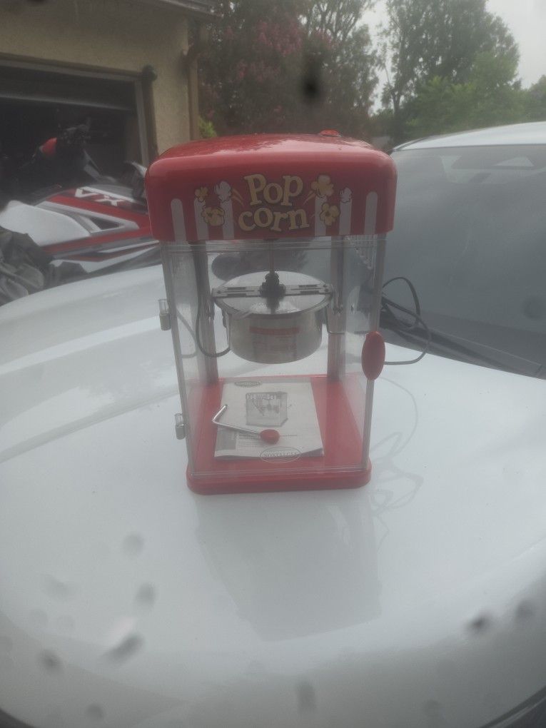 Nostalgia Popcorn Machine