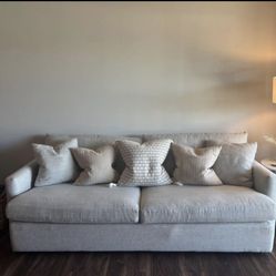 Crate & Barrel Lounge Deep 93" Sofa