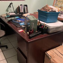 Office Desk W/bookshelf