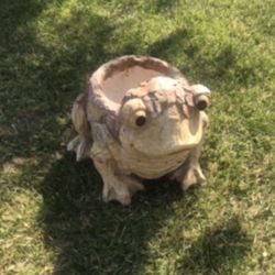 New Flower Pot Made Out Of Resin 