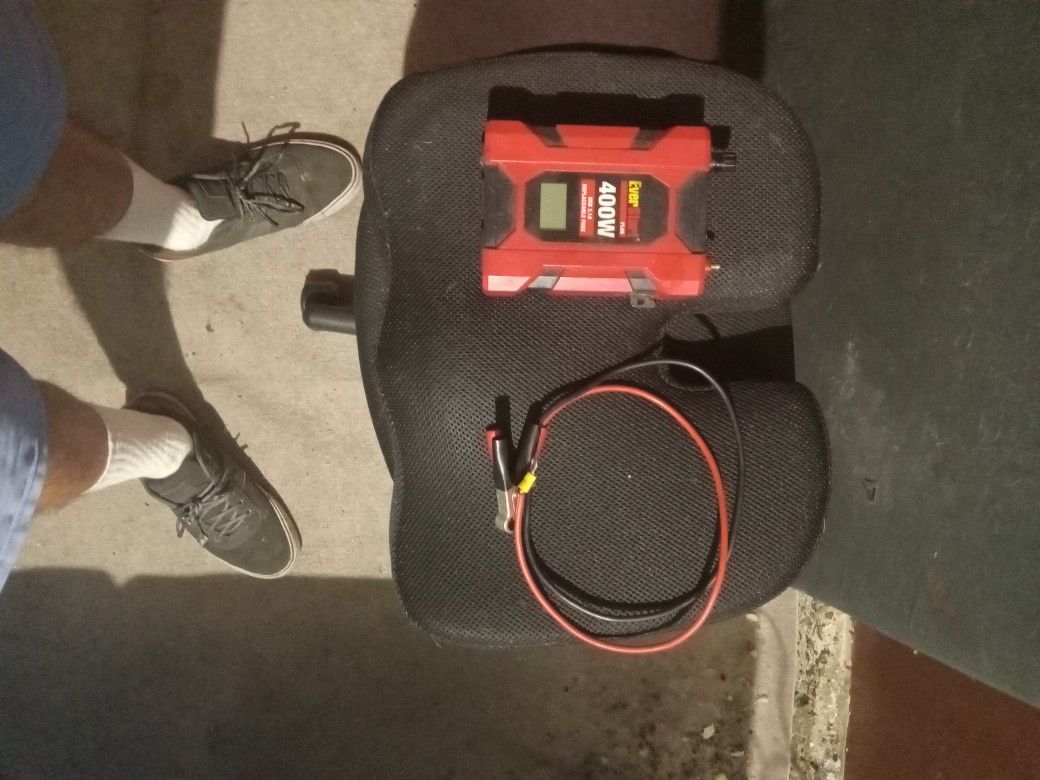 Power Inverter EverStart 400w for Sale in Buena Park, CA OfferUp