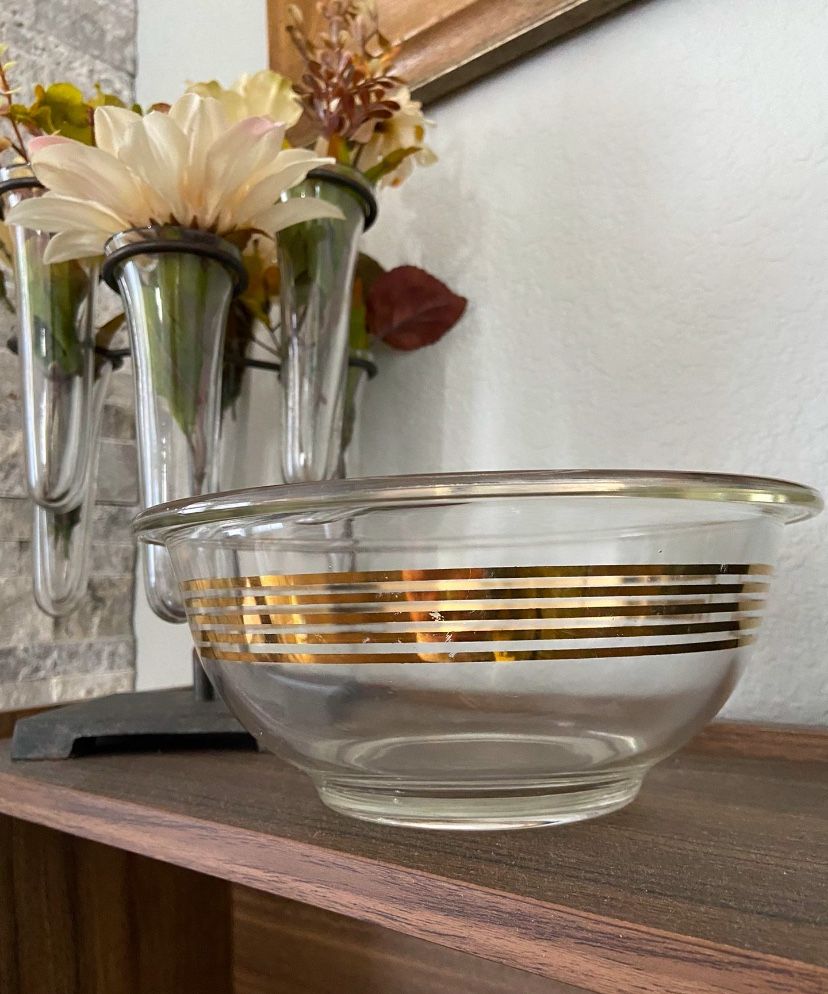 Vintage Music Sheet Pyrex Bowl