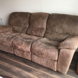 Recliner Sofa – 3 Seats – Good Condition