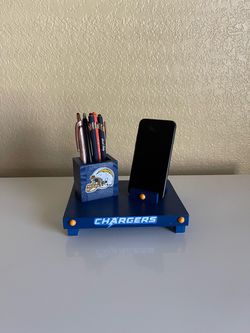 LA Chargers desk phone & pen organizer