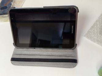 Samsung Galaxy Tab 2 7.0" 8GB Wifi Black GT-P3113TS great condition