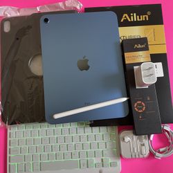 256gb Apple IPad 10th Generation (10.9” Liquid Retina / 2022 model) with pen, keyboard, case & Accessories (warranty 2026) 