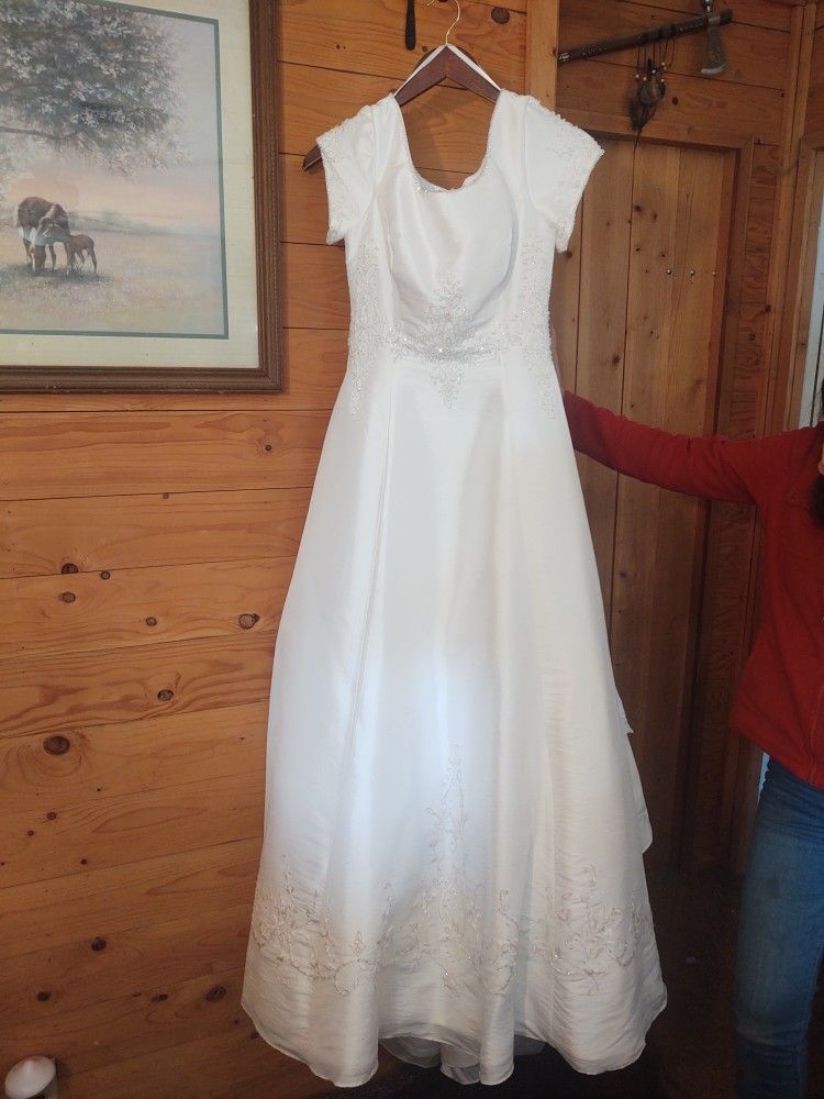 Wedding Dress 