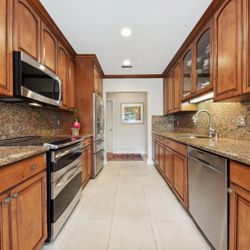 GE Profile Kitchen - Cabinets, Granite, Stainless Steel - $3250