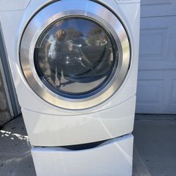 Whirlpool washer And dryer Duet