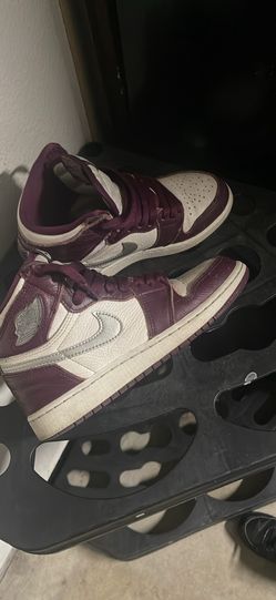 Jordan 1 Bordeaux