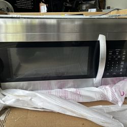 Built-In Microwave