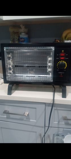 Space Heaters, Also available Heated Blankets or Heated Pad all different prices, Pick up only
