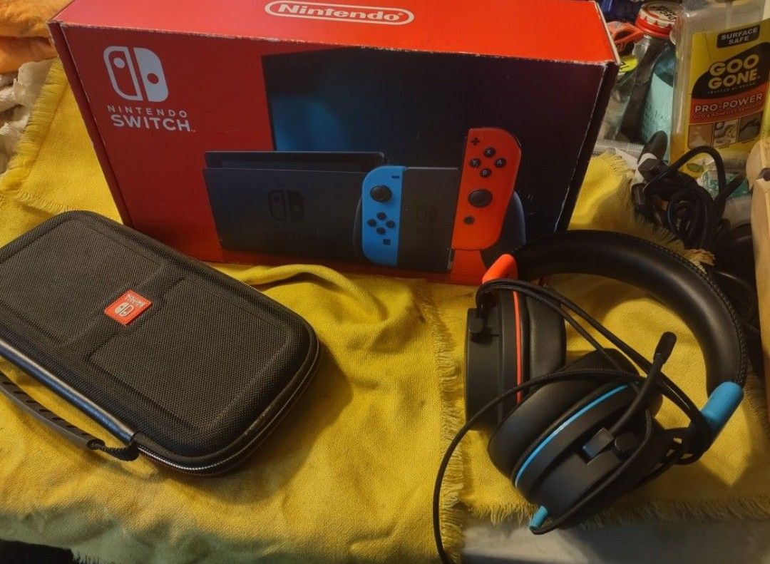 The Ultimate Switch Combo With Nine Games Headphones Two Micro Sd Cards And Much More Will Not Separate