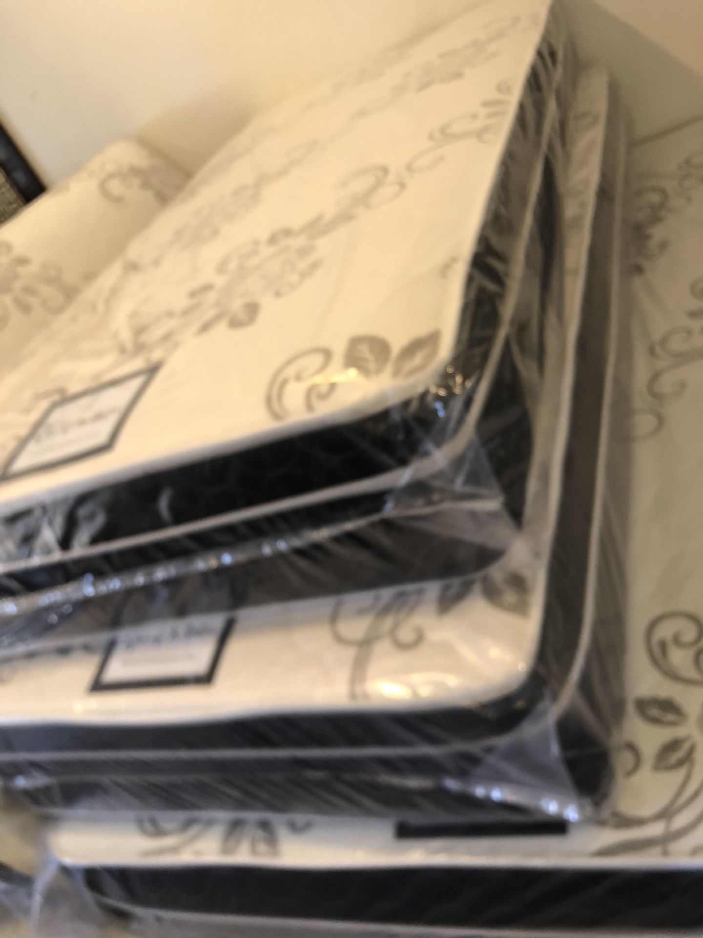 King Mattress And Boxspring We Deliver New