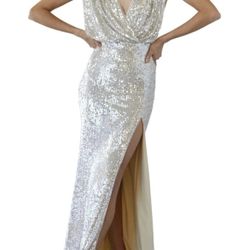 BCBGMAXAZRIA Sequined Surplice Gown. XXS