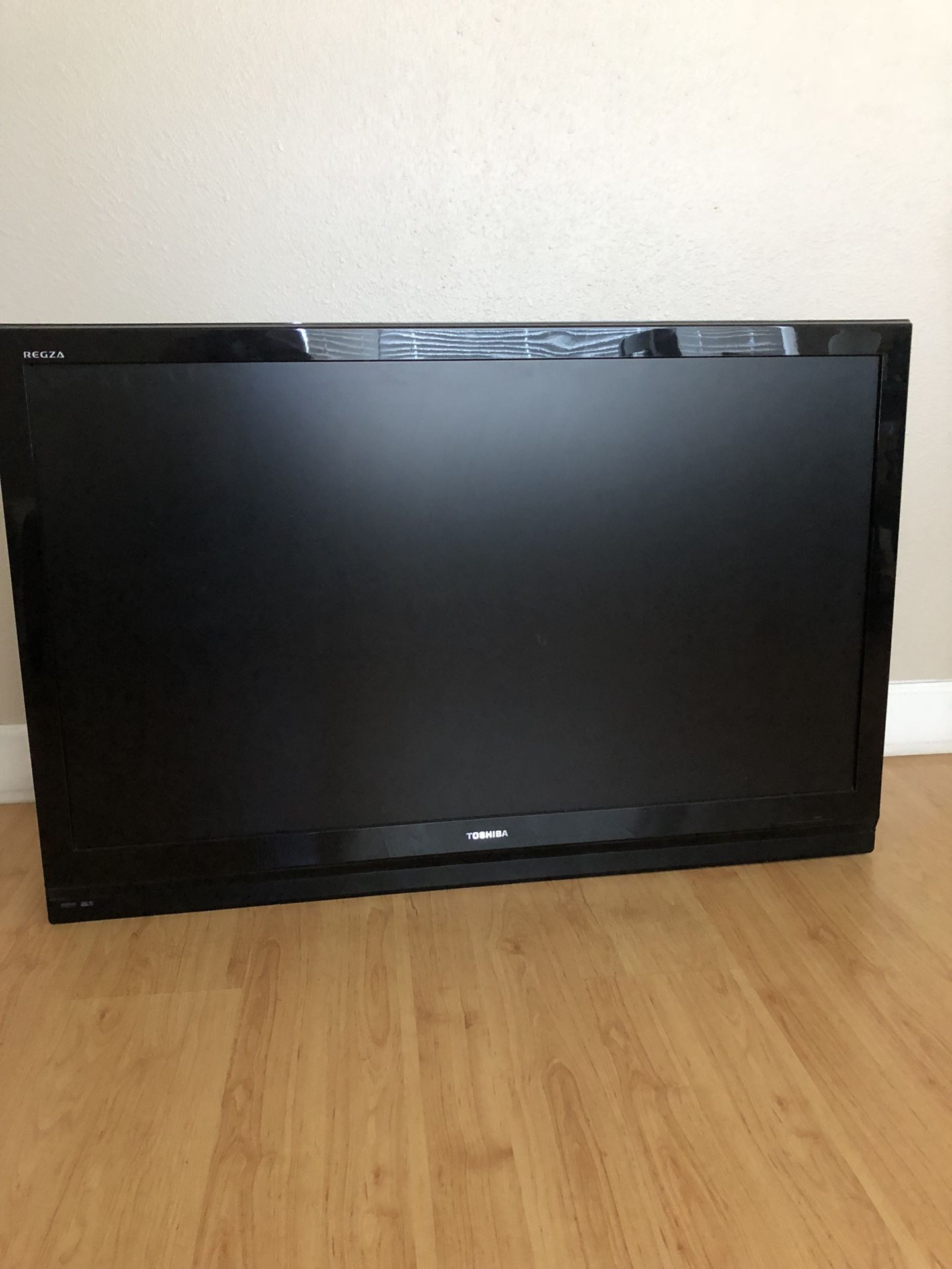 TOSHIBA REGZA 47" 1080p LCD HDTV 47HL167