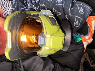 ⁠Halo Master Chief Deluxe Wearable Helmet with Display Stand⁠