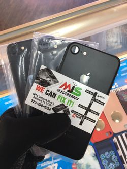 IPHONE 7 32GB UNLOCKED