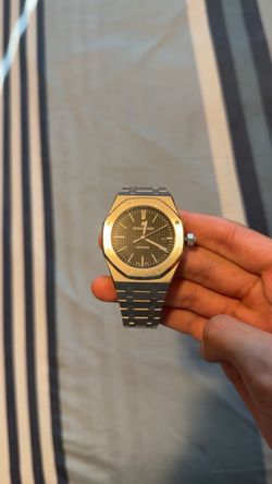 Audemars Piguet Royal Oak Automatic Watch (NEED GONE BY TODAY!)