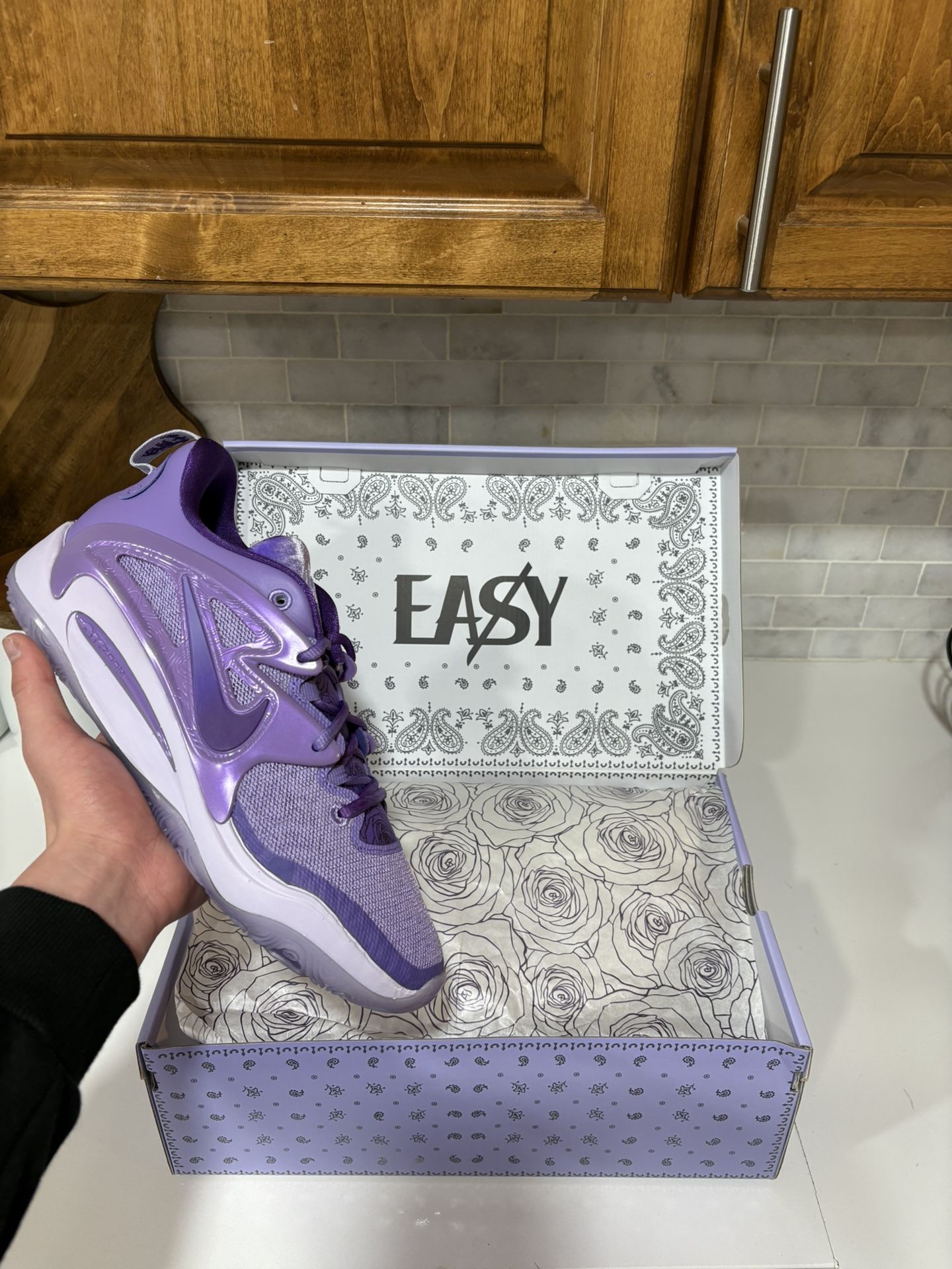 KD 15 B.A.D. Size 11.5