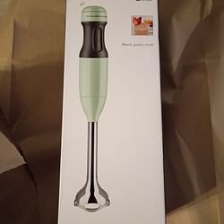 Handheld blender