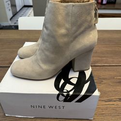 Brand NEW Nine West Suede Ankle Boots 😍😍😍