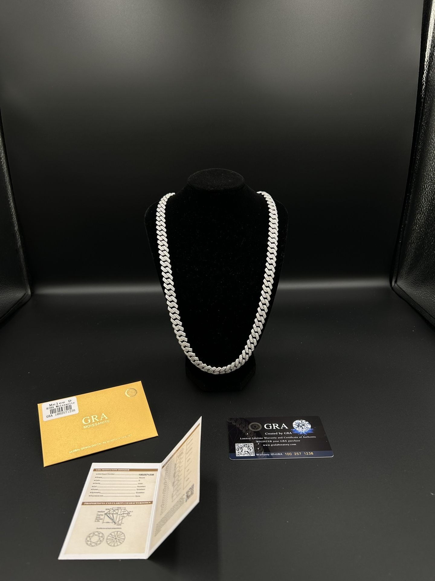 10mm 22” Moissanite Miami Cuban Chain