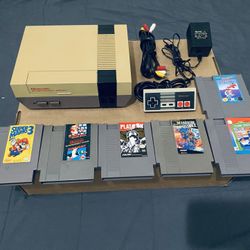 Original Nintendo Nes Bundle Lot Console 6 Games Av & Power Cord Works Like New Adult Owned please read info and check out photos