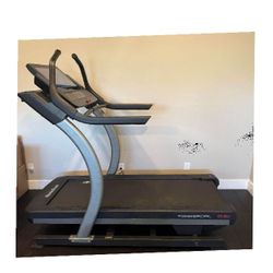 Sunny Health & Fitness Treadmill Shape Up at Home day war