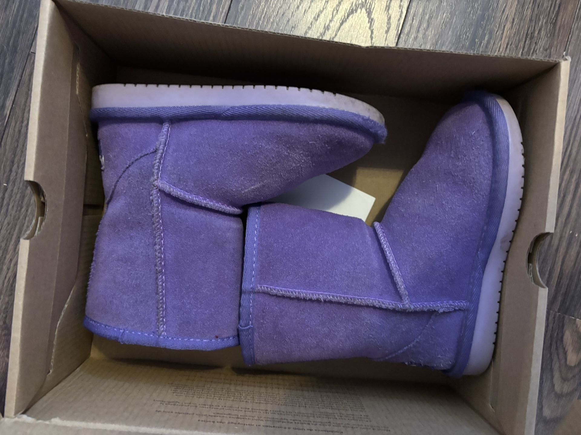 Koolaburra boots by UGG (Pruple) 