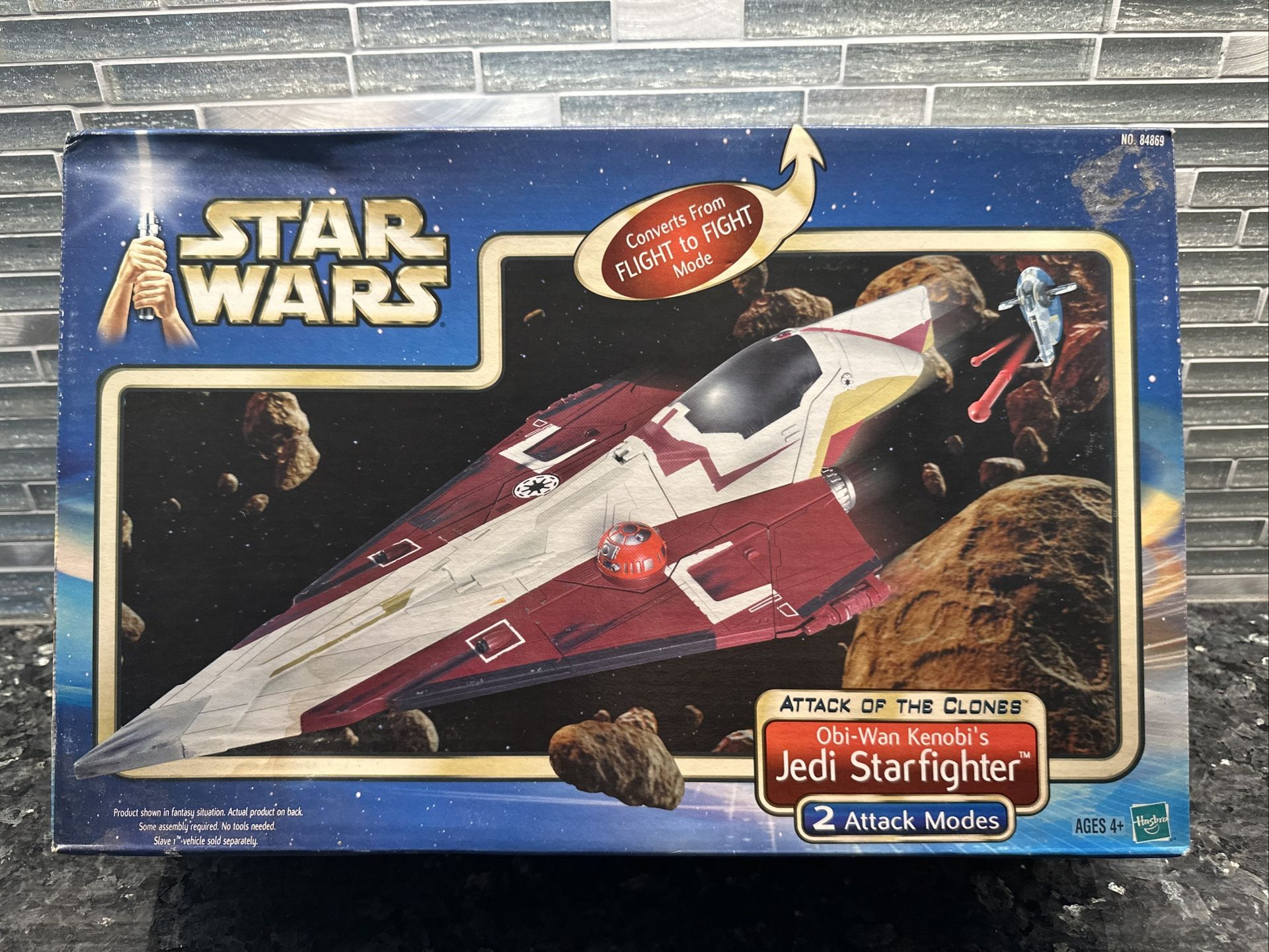 NEW Hasbro 2001 Star Wars Attack of The Clones Obi Wan Kenobi's Jedi Starfighter