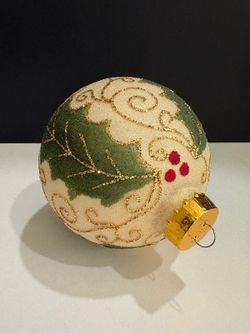 Department 56 Vintage Flocked Velvet Holly Leaf Glass Ball Ornament 3"
