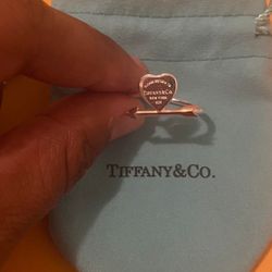 Tiffany And company Lovestruck Ring 