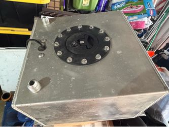 Cooling tank/fuel tank